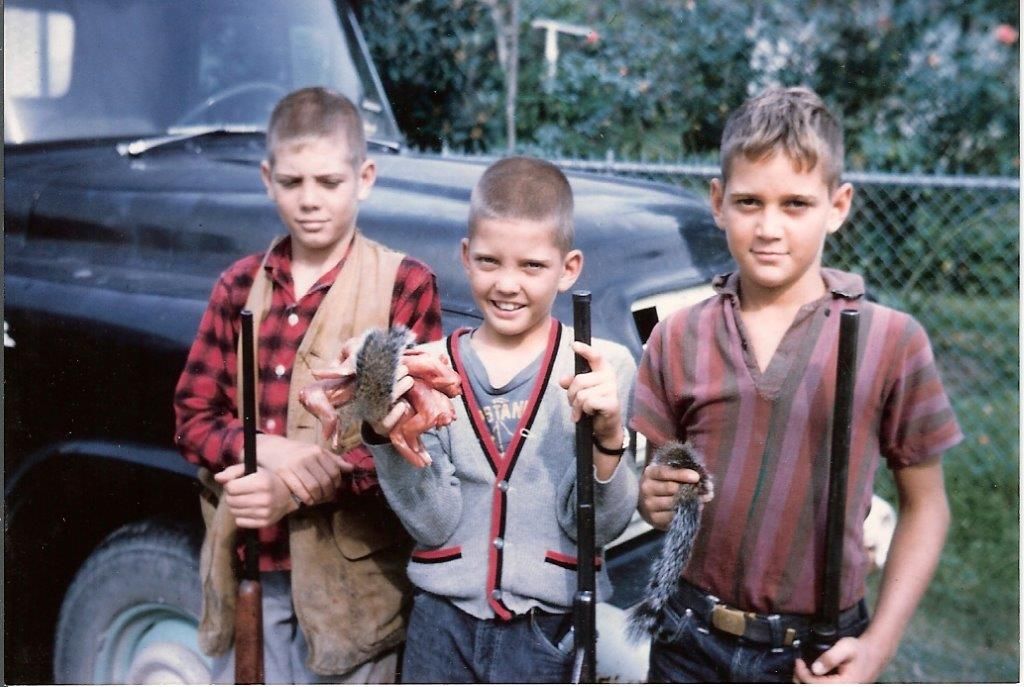 Danny, Lee, and David Felterman in Patterson, Louisiana, 1962. Courtesy of Danny Felterman.